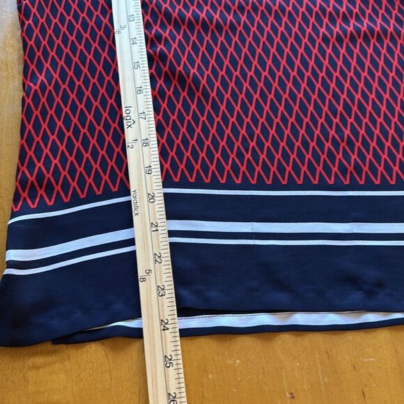 VIOLET + CLAIRE RED WHITE BLUE TUNIC TOP BLUE MEDIUM GEOMETRIC NAUTICAL PATRIOT - Picture 11 of 12